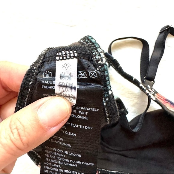 🔴 5 for $10 Out From Under Urban Outfitters Floral Black Cotton Bralette XS - Picture 5 of 7